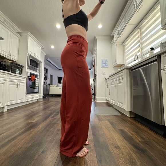 Lululemon Align High-Rise Wide-Leg Pant, Short 30”, Terra Orange, Nulu, EUC, Sz6 - Picture 4 of 8
